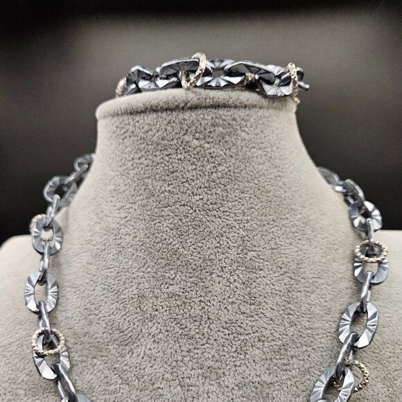 Sabika Grey & Silver Etched Chain Bracelet - Picture 7 of 7
